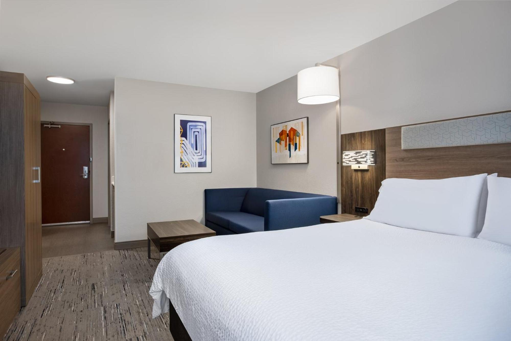 Holiday Inn Express Hotel & Suites Terre Haute By Ihg Exteriör bild