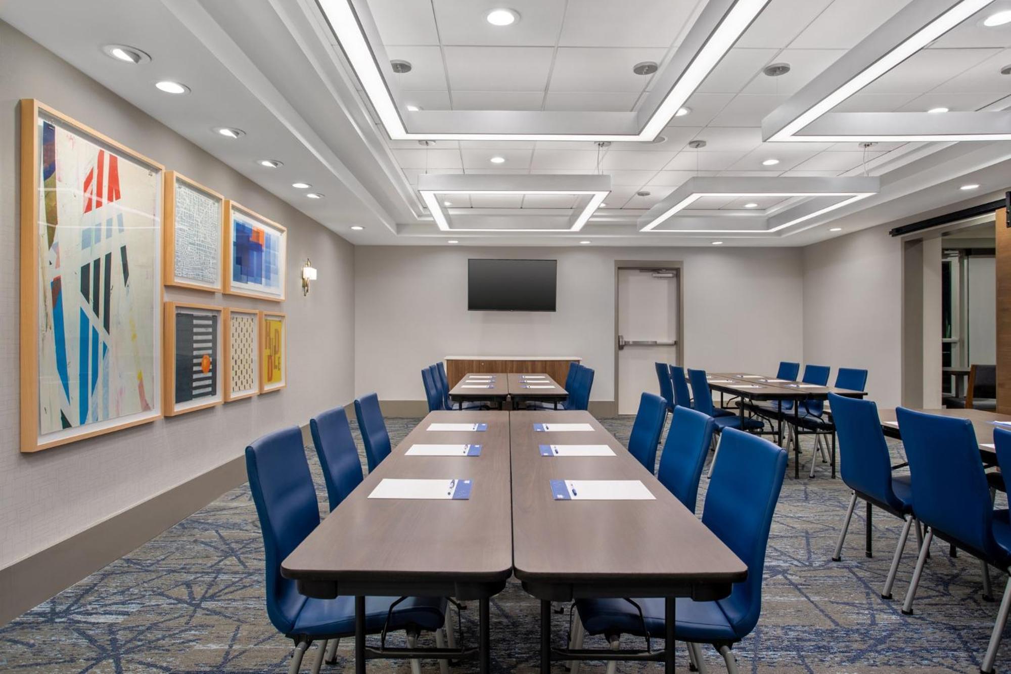 Holiday Inn Express Hotel & Suites Terre Haute By Ihg Exteriör bild